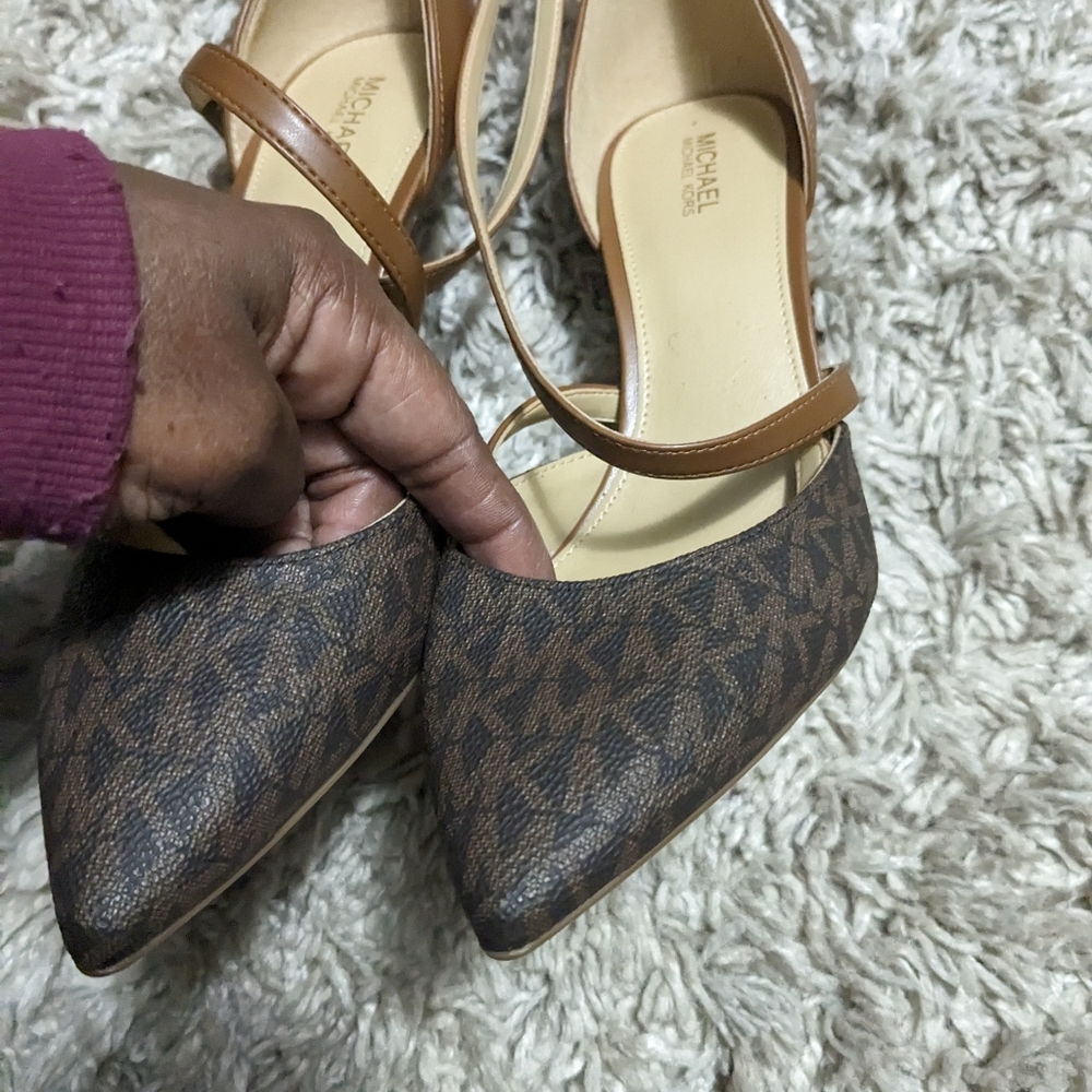 Heels - Picture 10 of 14